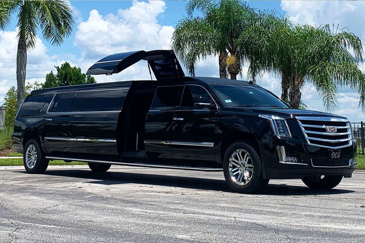 Frankfort to Midway Limo luxury sedan departing Frankfort Illinois