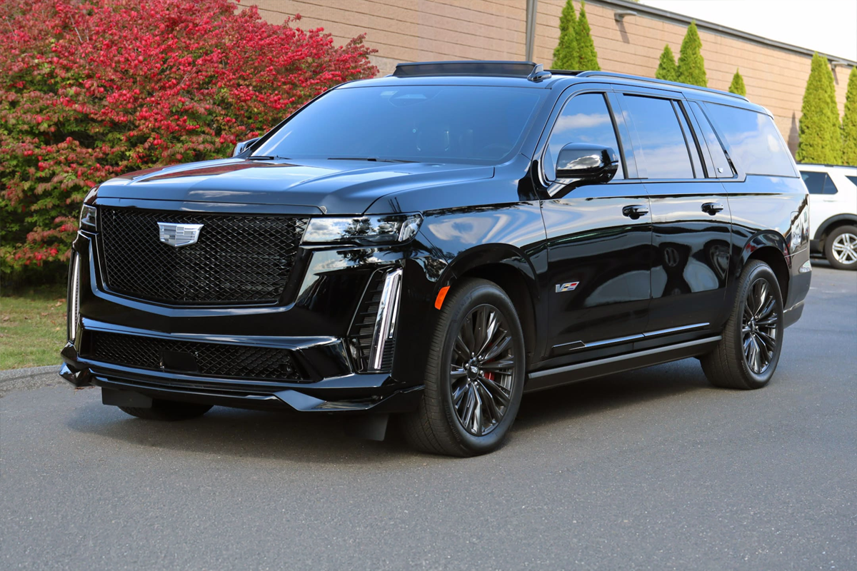 Luxury SUV Transportation in Tinley Park Tinley Park Limo Service luxury SUV for airport transportation