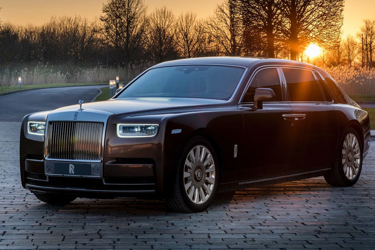 Chicago Luxury Limo Service Rolls Royce Phantom Chicago Luxury Limo Service Rolls Royce Phantom executive chauffeur transportation
